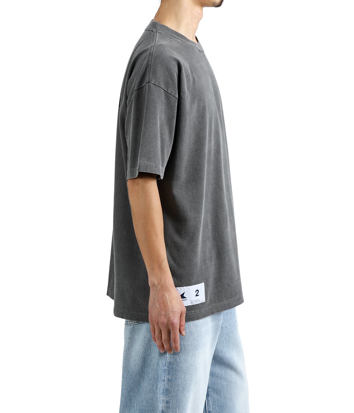 model(175cm / 60kg)B85 W75 H92 着用サイズ：2