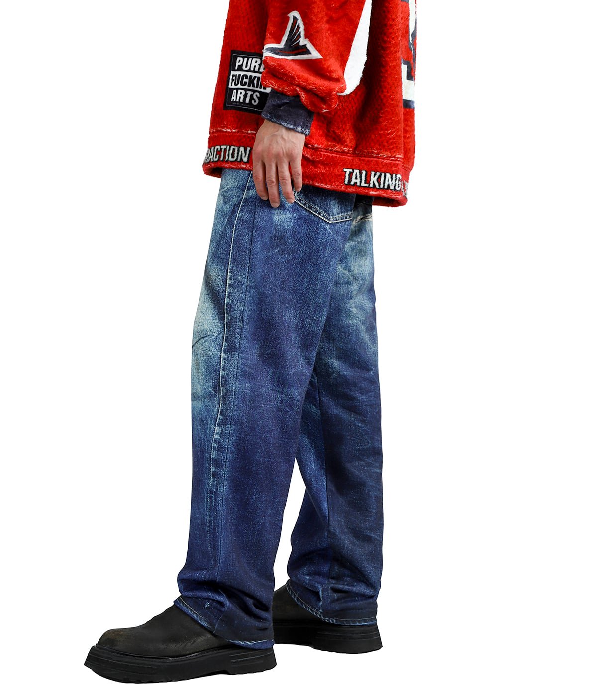 model(175cm / 60kg)B85 W75 H92 着用サイズ：L