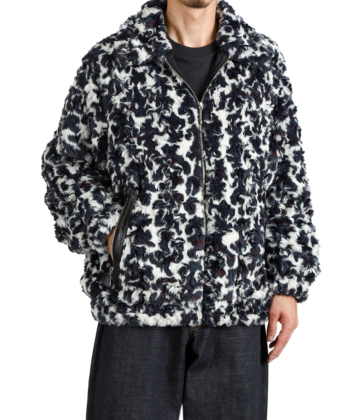 model（175cm / 60kg）B85 W75 H92 着用サイズ：2