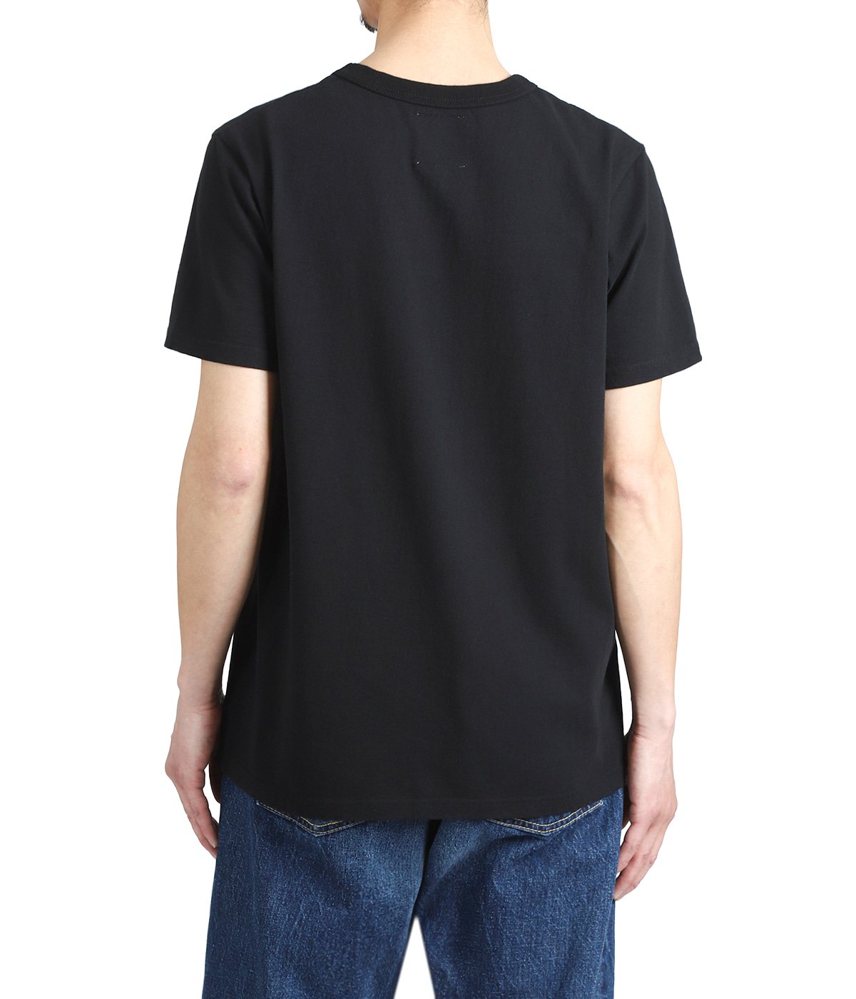model（175cm / 60kg）B85 W75 H92 着用サイズ：M