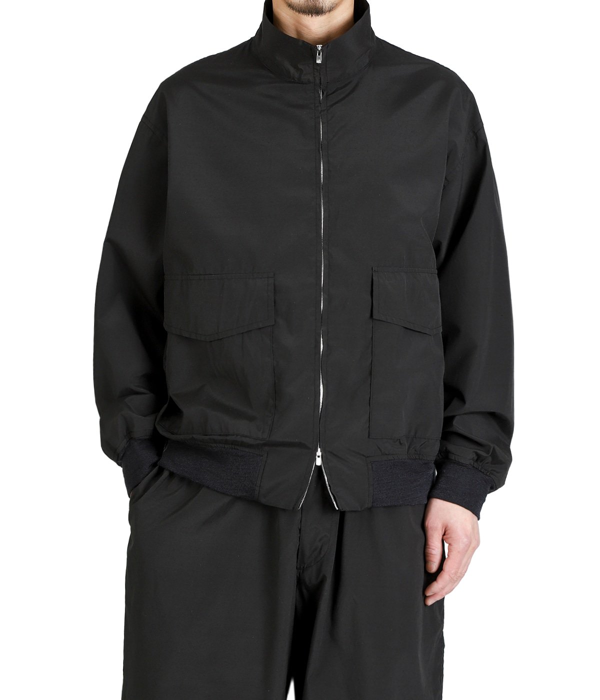 【 レオナールスポーツ 】　黒　ジップアップ　ジャケット　ジャンパー　サイズ42 LEONARD レオナール ジップアップ アウター ブラック サイズ40