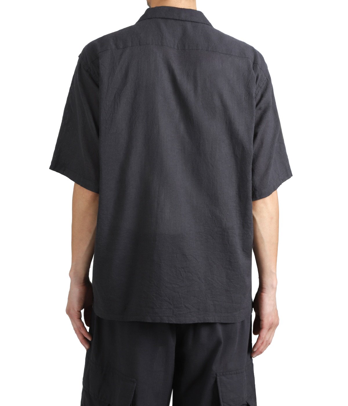 model（175cm / 60kg）B85 W75 H92 着用サイズ：M