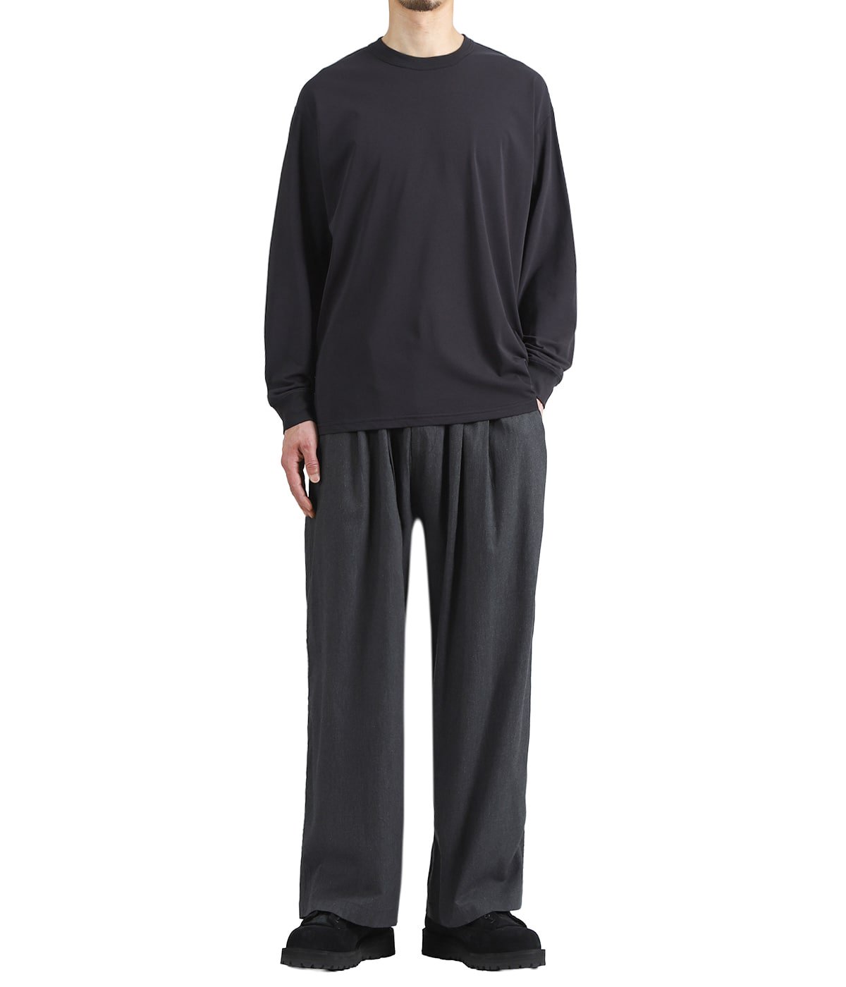 model(175cm / 60kg)B85 W75 H92 着用サイズ：M