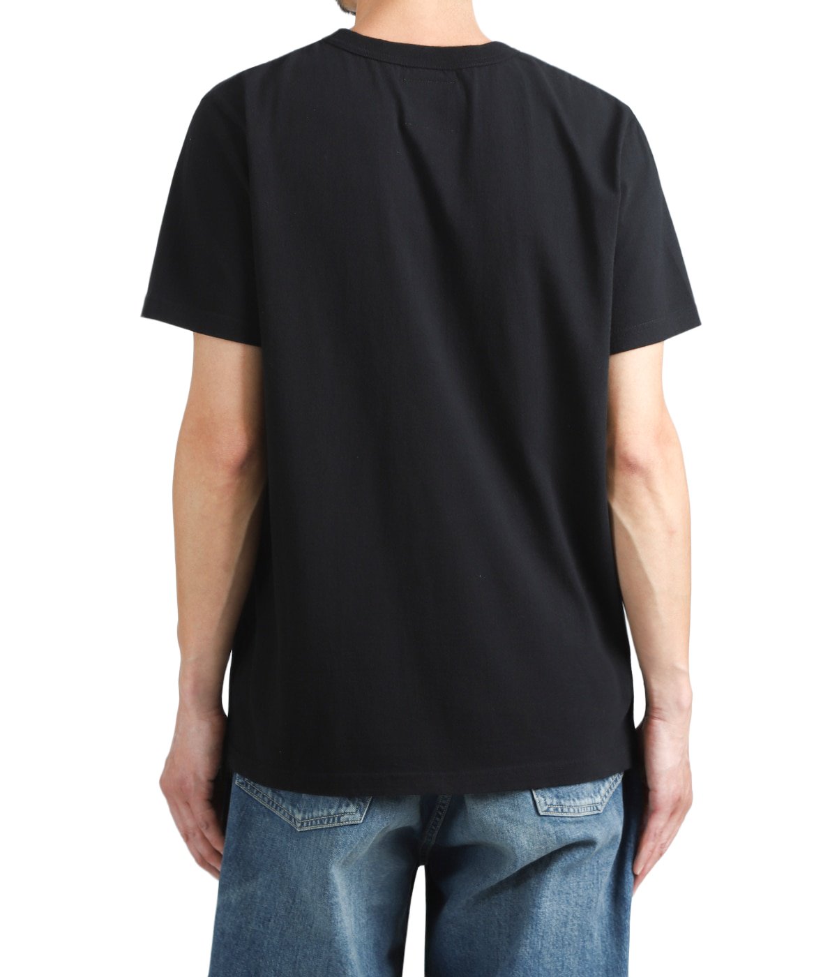 model（175cm / 60kg）B85 W75 H92 着用サイズ：M
