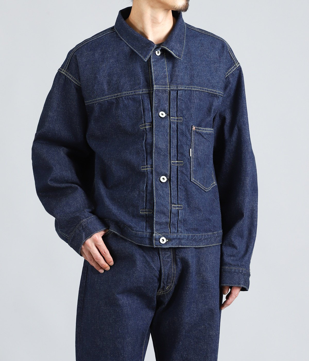 model（175cm / 60kg）B85 W75 H92 着用サイズ：0