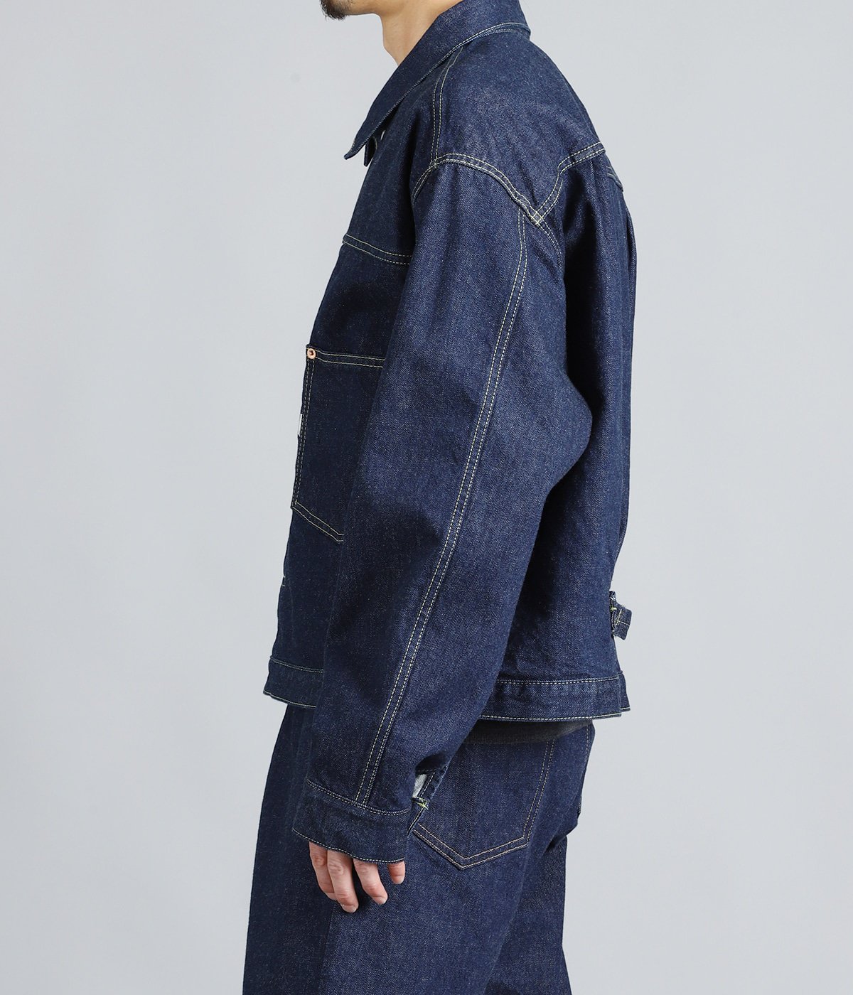 model（175cm / 60kg）B85 W75 H92 着用サイズ：0