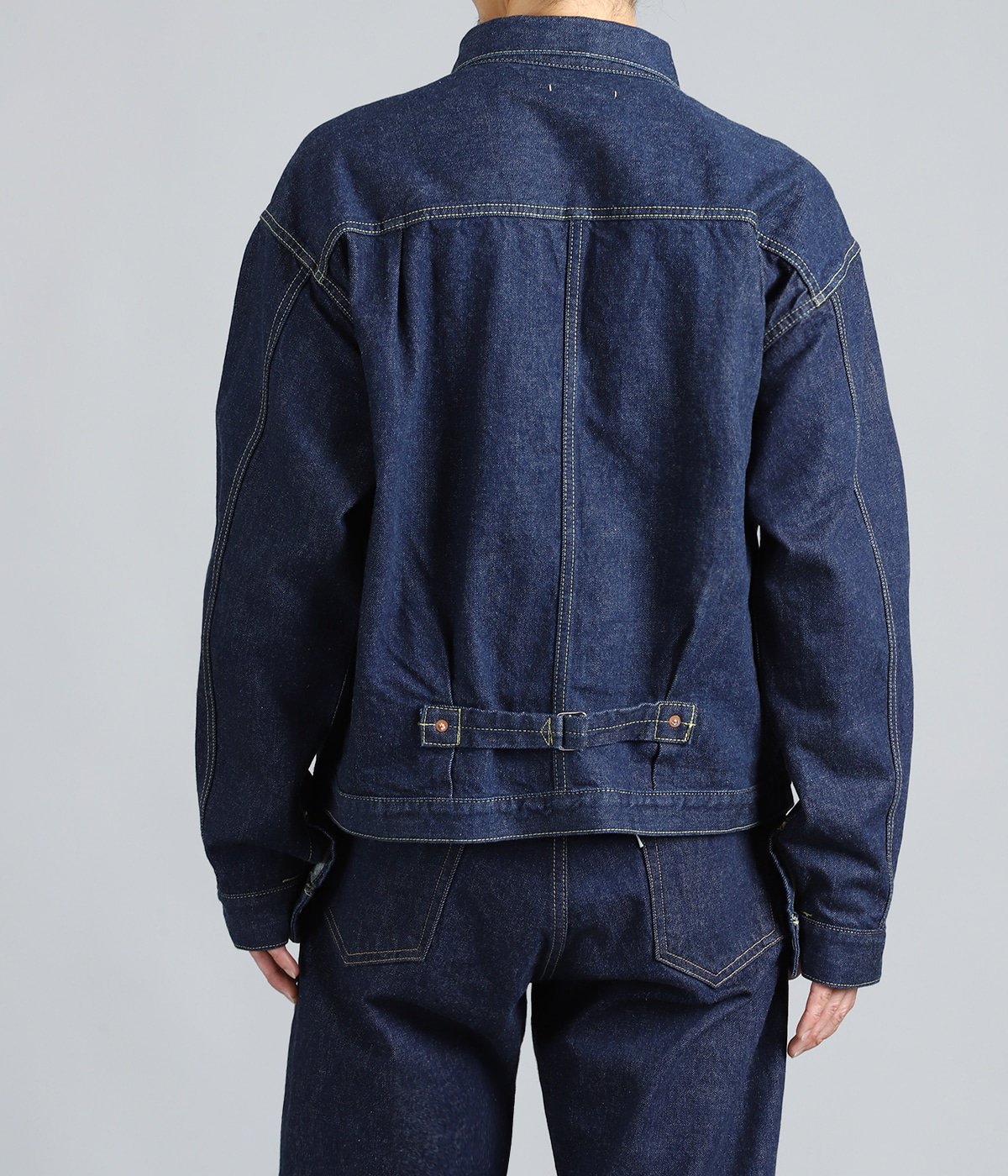 model（175cm / 60kg）B85 W75 H92 着用サイズ：0