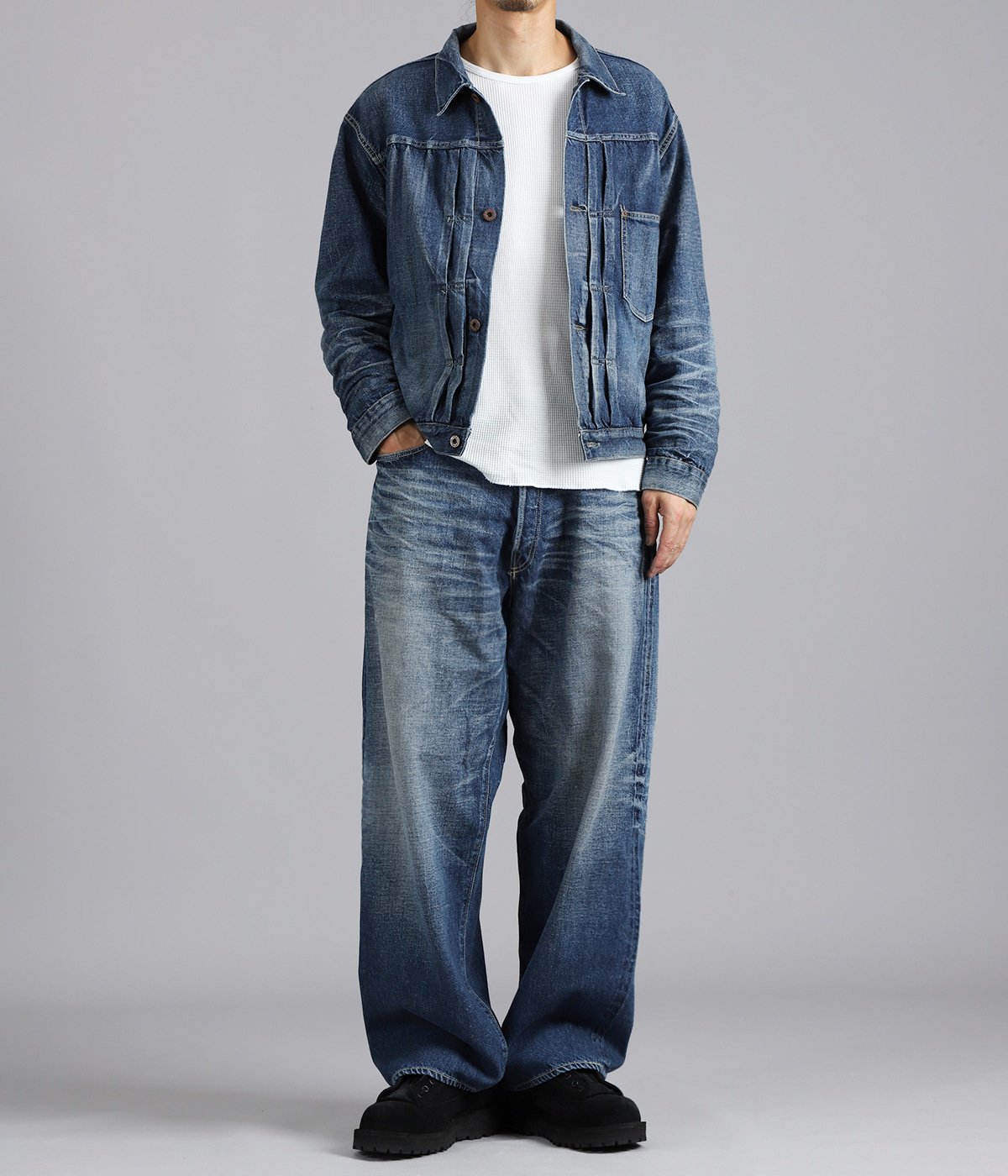 model(175cm / 60kg)B85 W75 H92 着用サイズ：M