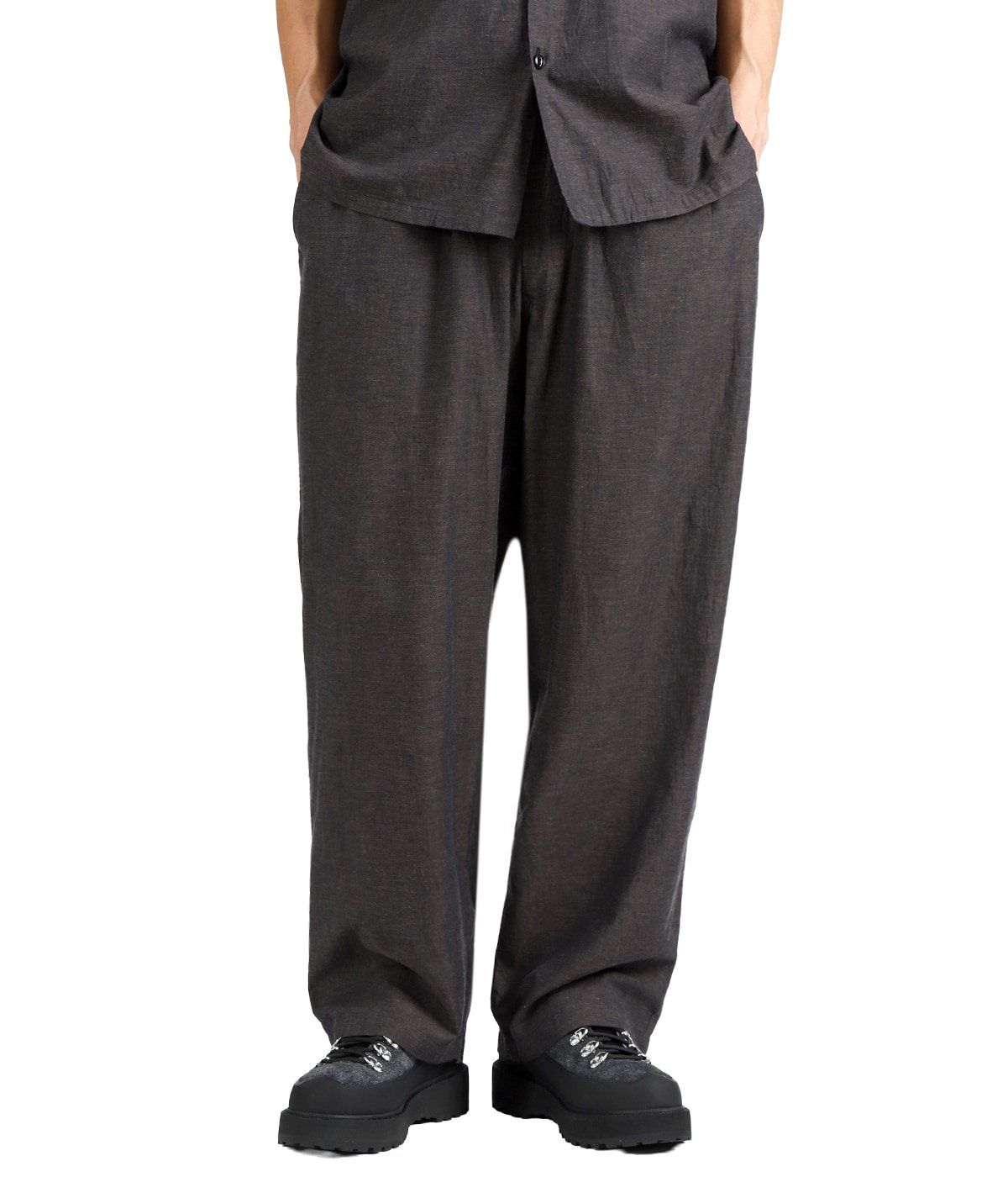 model(175cm / 60kg)B85 W75 H92 着用サイズ：M