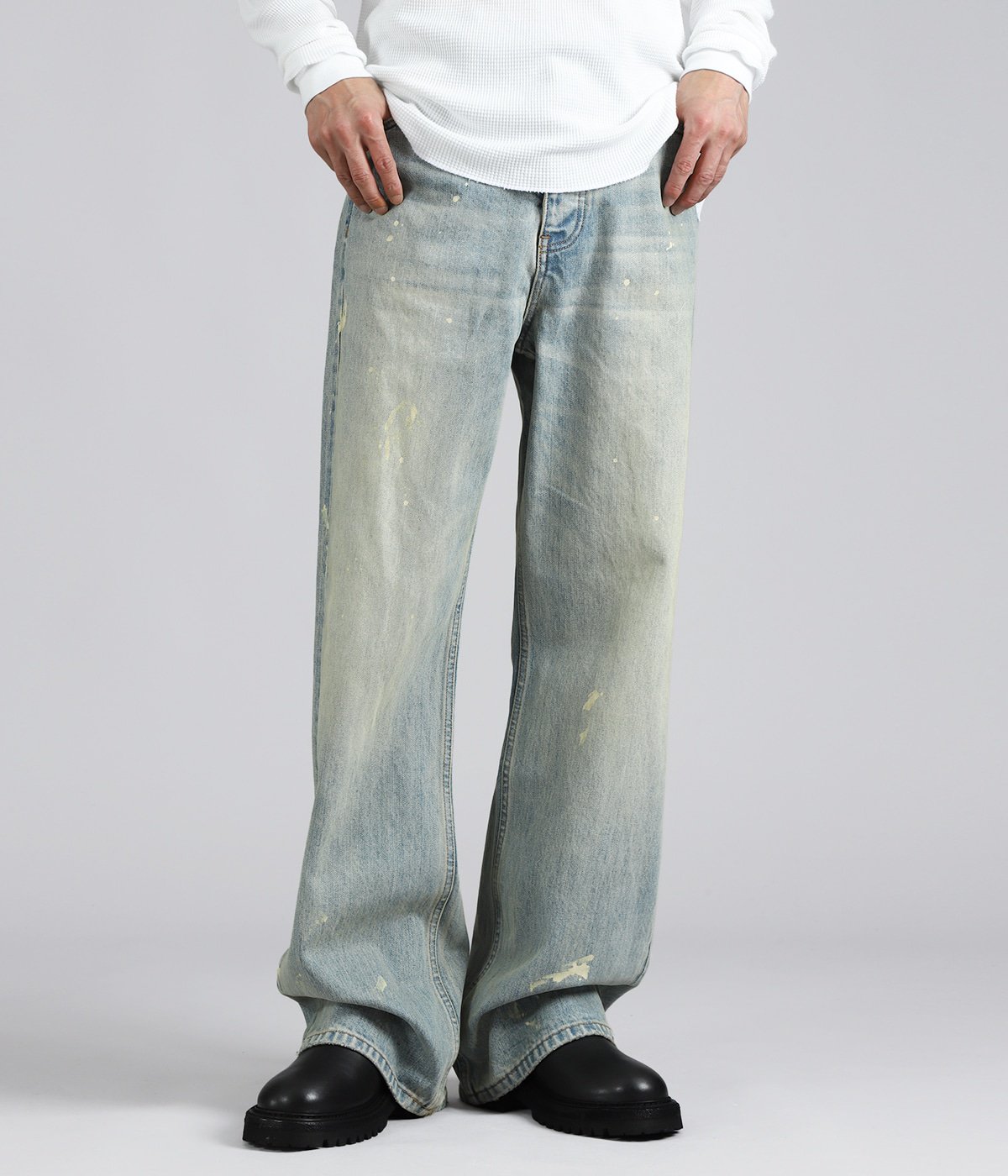 model（175cm / 60kg）B85 W75 H92 着用サイズ：30