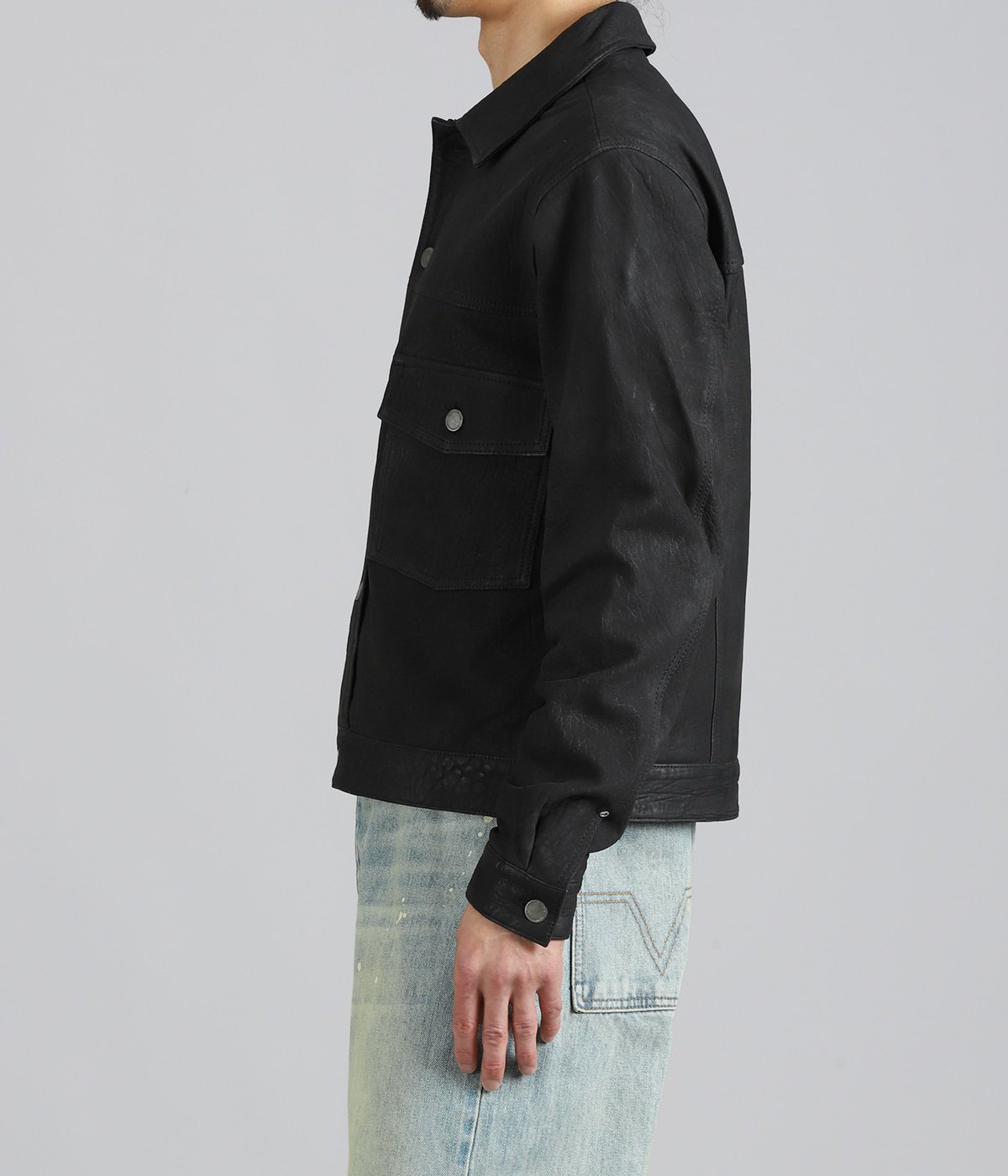 model(175cm / 60kg)B85 W75 H92 着用サイズ：S