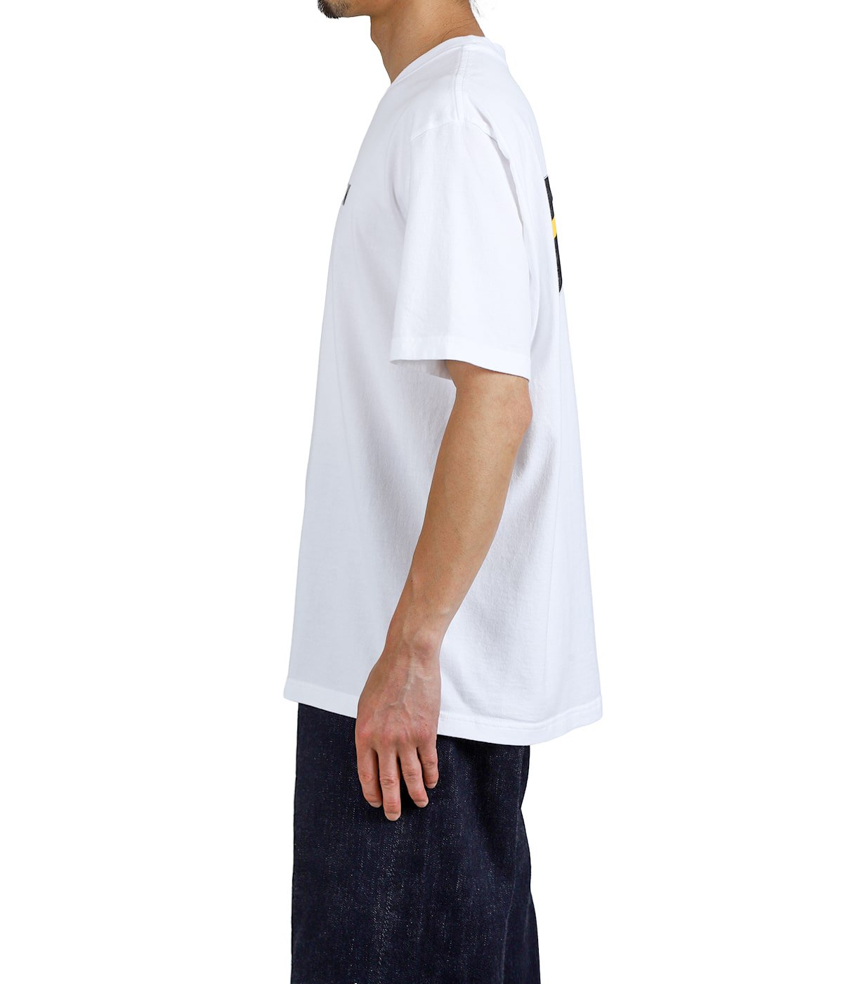 model（175cm / 60kg）B85 W75 H92 着用サイズ：L