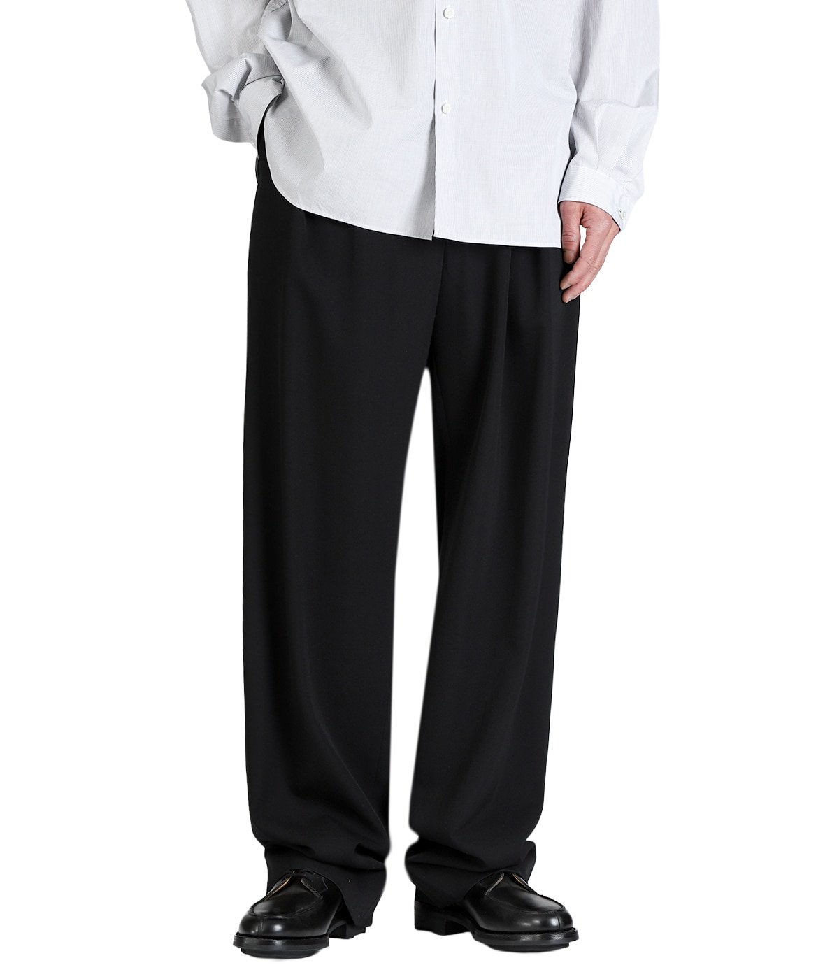 INVERTED PLEATS TROUSER -WASHED WOOL GABADINE- | The CLASIK(ザ