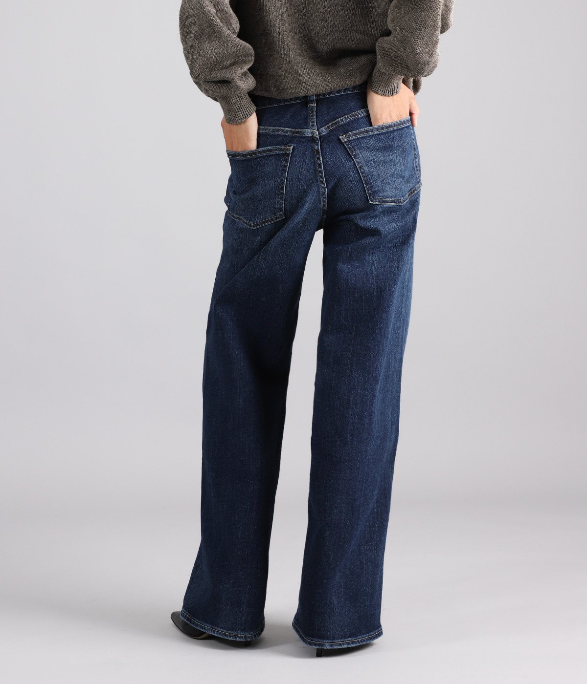 model（162cm） 着用サイズ：24inch