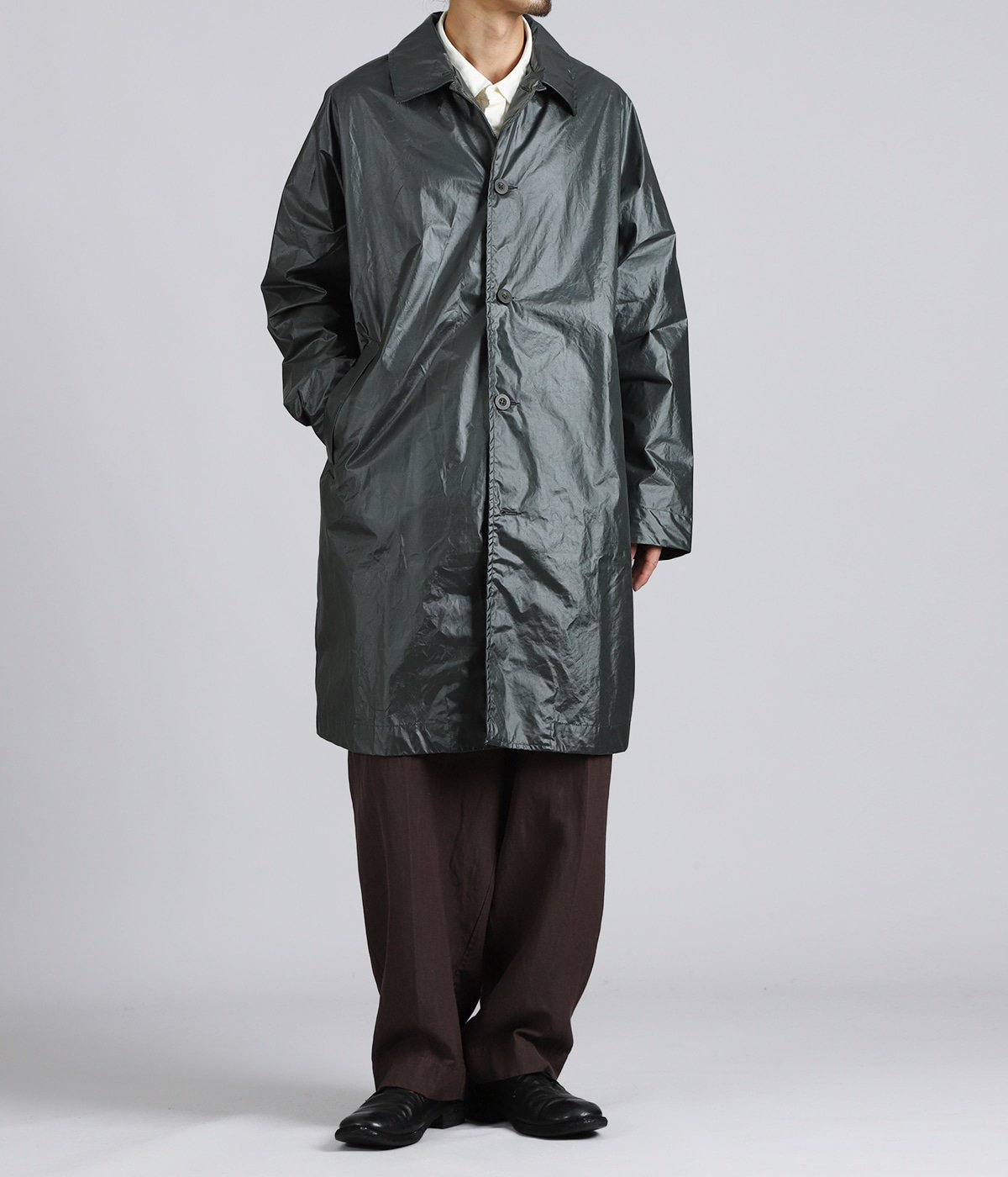 model（175cm / 60kg）B85 W75 H92 着用サイズ：S