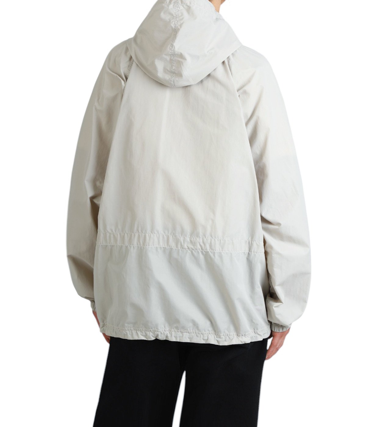 model(175cm / 60kg)B85 W75 H92 着用サイズ：L