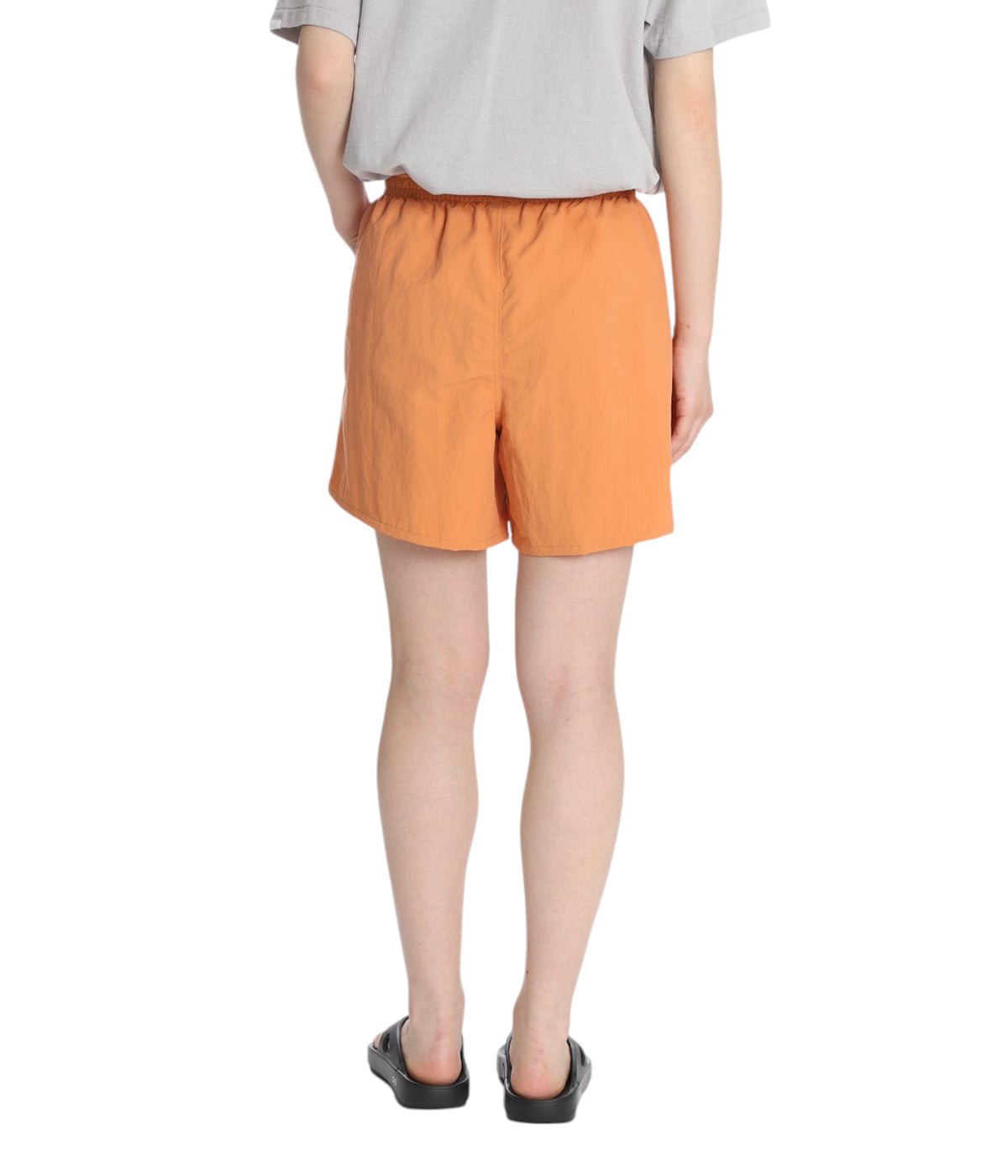 model（166cm） 着用サイズ：M