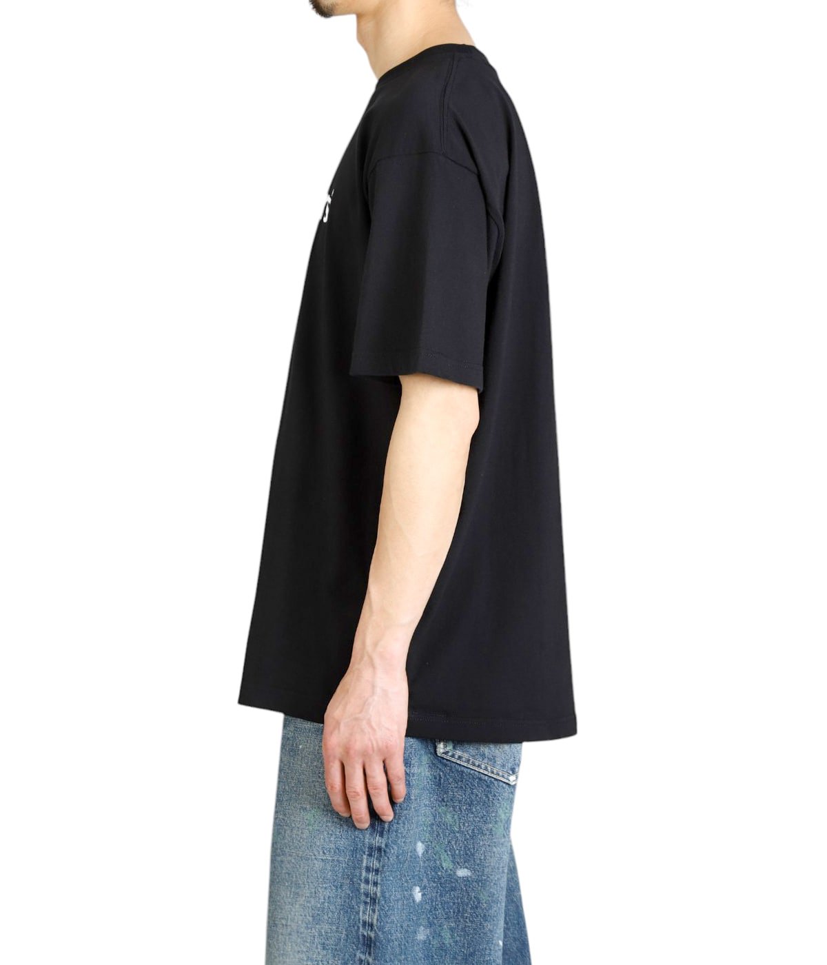 model（175cm / 60kg）B85 W75 H92 着用サイズ：L