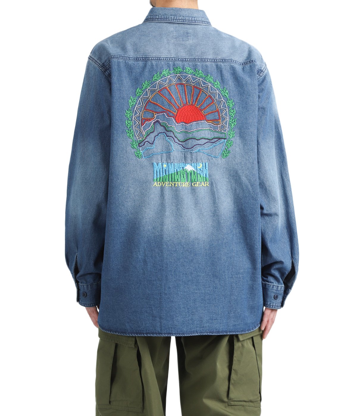 model（175cm / 60kg）B85 W75 H92 着用サイズ：L