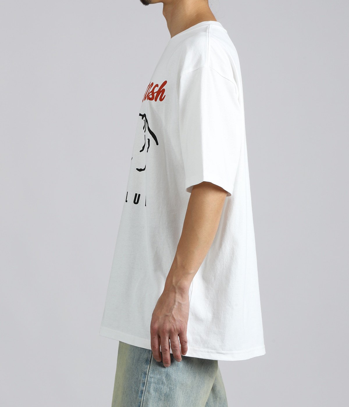model（175cm / 60kg）B85 W75 H92 着用サイズ：L