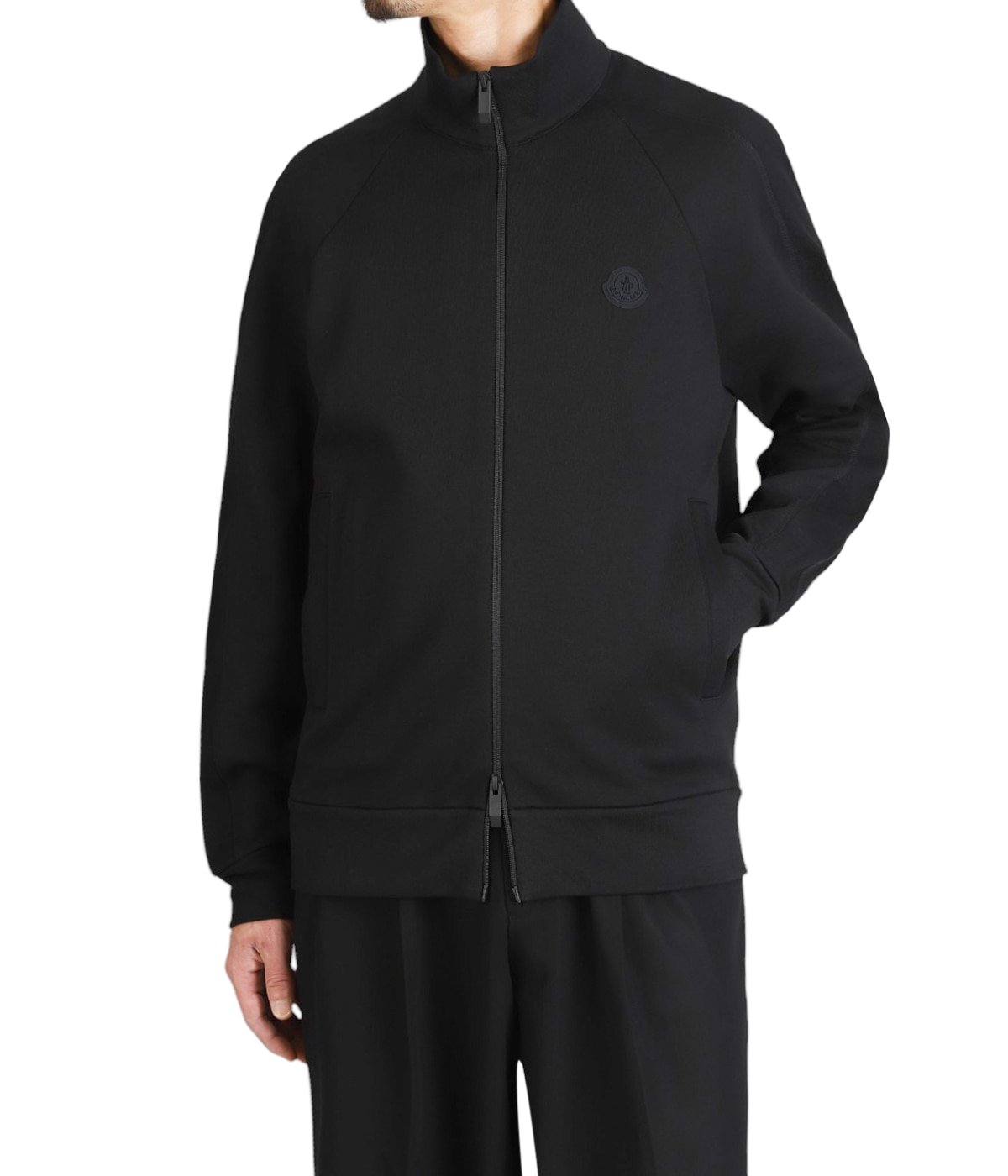 model(175cm / 60kg)B85 W75 H92 着用サイズ：M