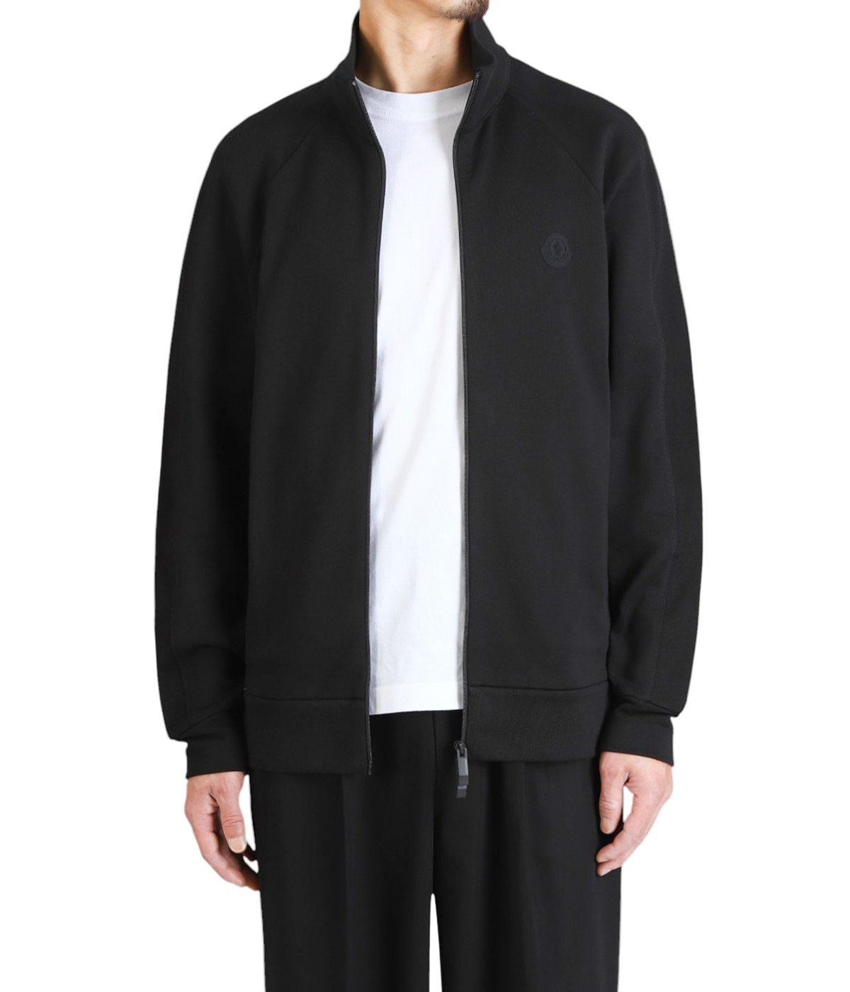 model(175cm / 60kg)B85 W75 H92 着用サイズ：M