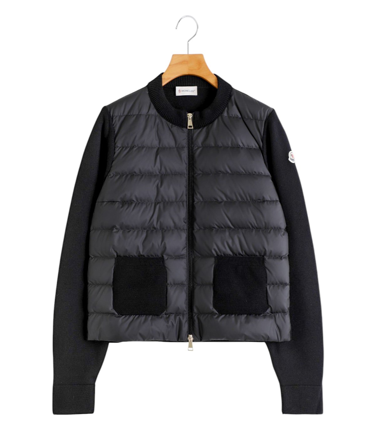 新品MONCLER 黒 カーディガン ジッパー付きS 新品MONCLER 黒 カーディガン ジッパー付きS