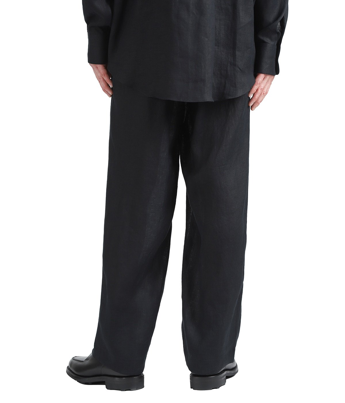 DOUBLE PLEATED EASY TROUSERS -HEMP SHIRTING- | MARKAWARE(マーカ