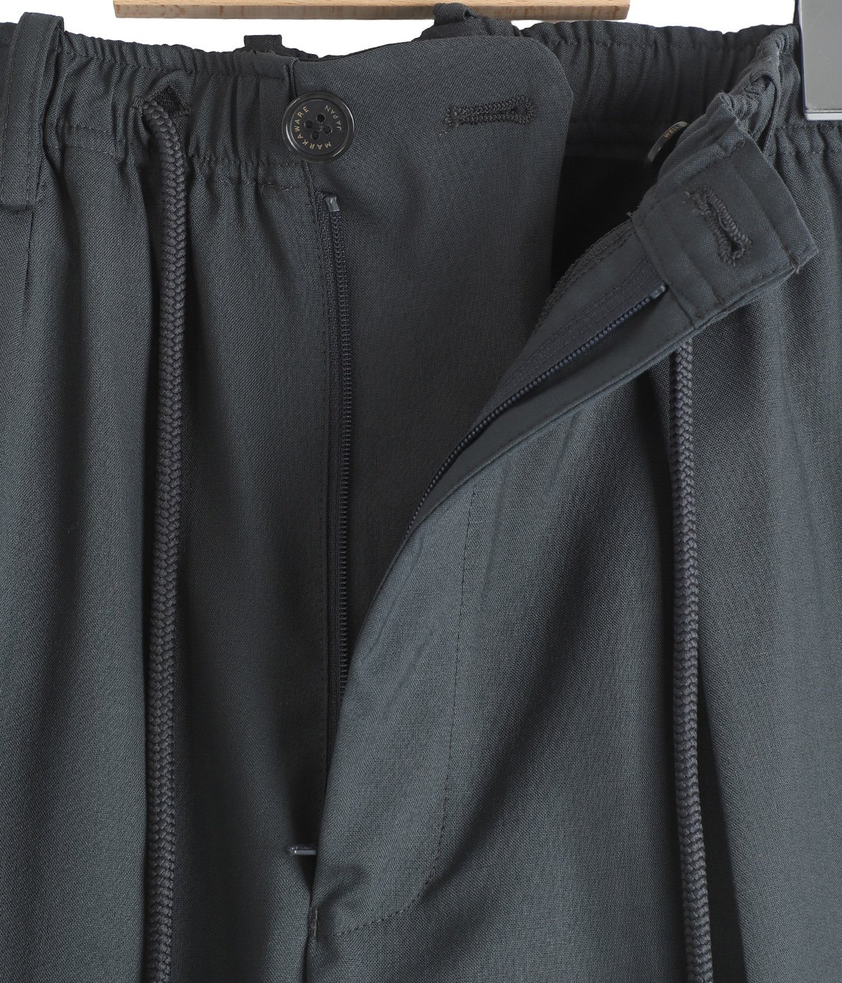 ONE TUCK TAPERED EASY PANTS -ORGANIC WOOL 2/80 TROPICAL
