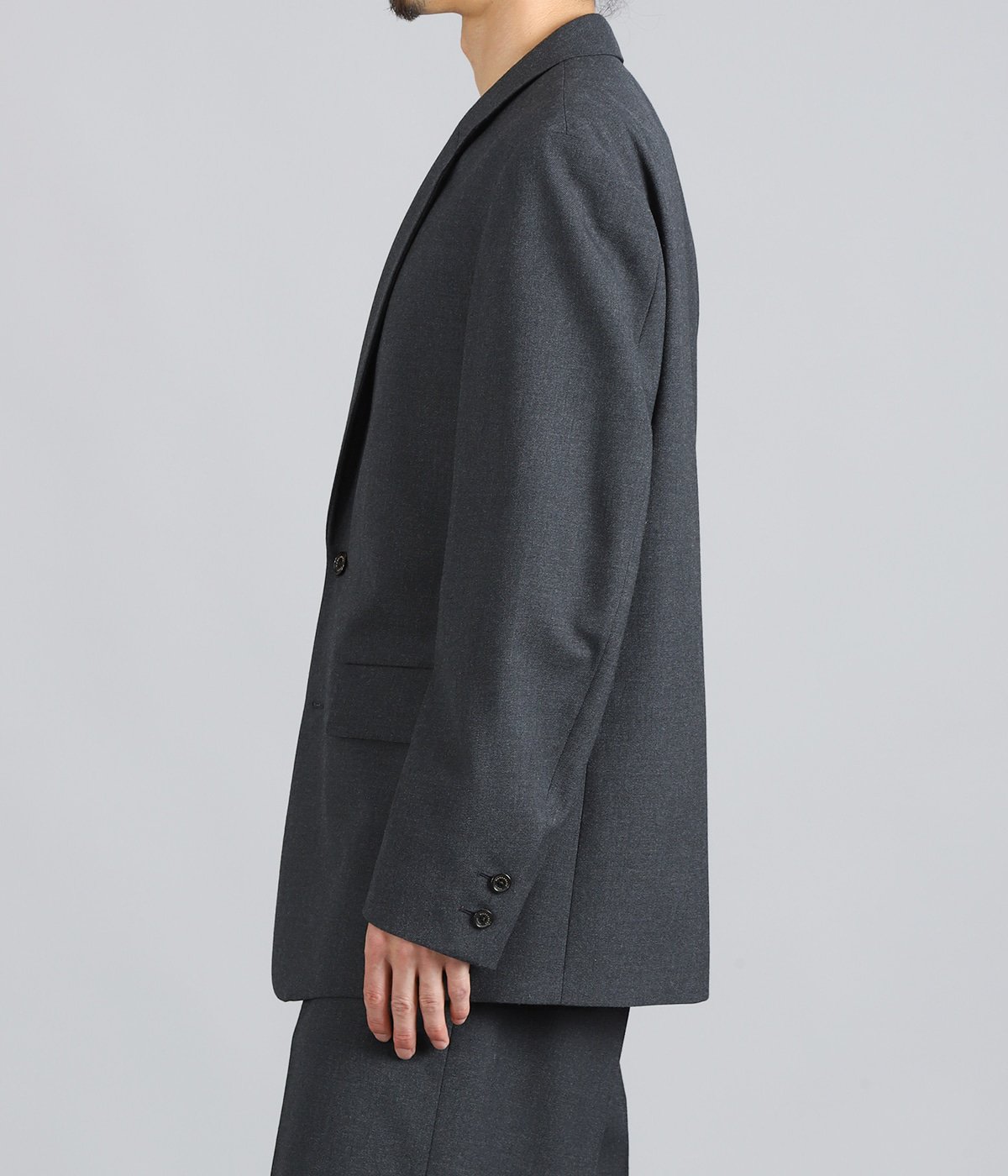 model（175cm / 60kg）B85 W75 H92 着用サイズ：2