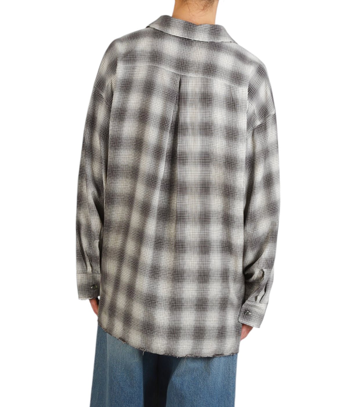 model(175cm / 60kg)B85 W75 H92 着用サイズ：2