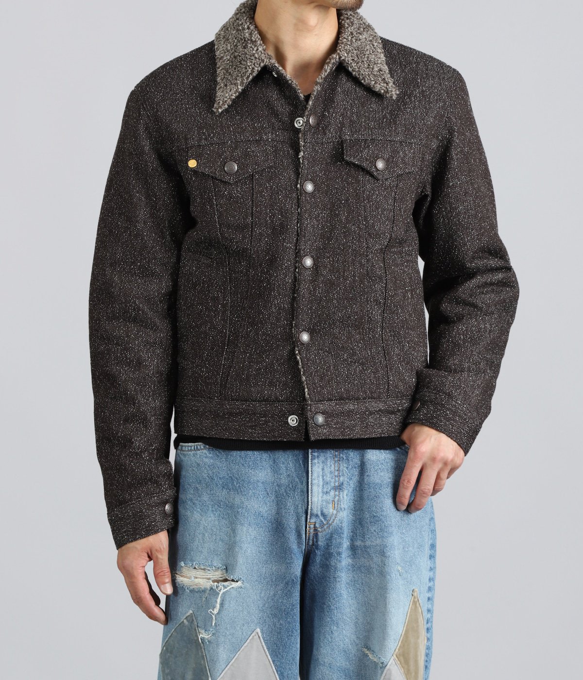 model(175cm / 60kg)B85 W75 H92 着用サイズ：46