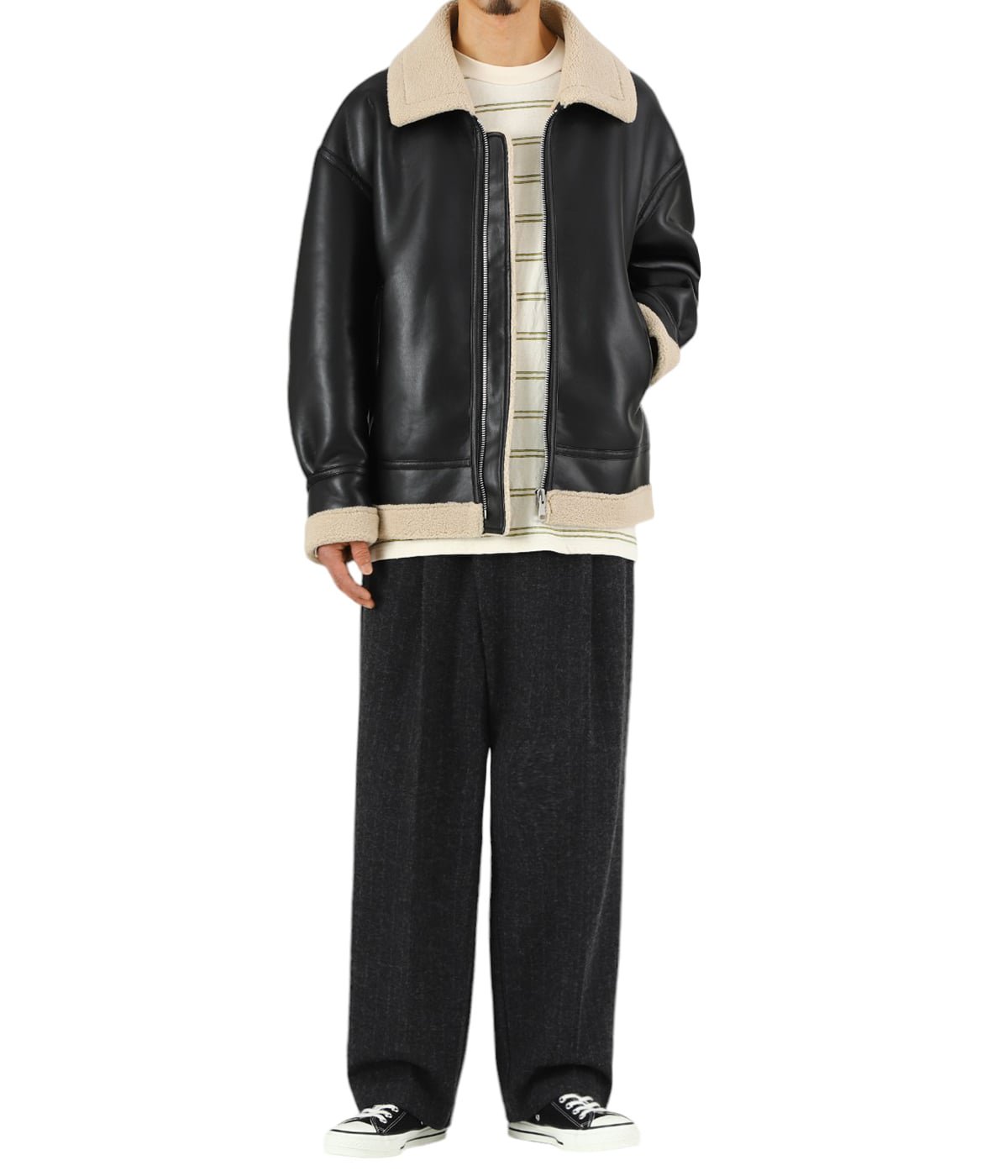model（175cm / 60kg）B85 W75 H92 着用サイズ：L