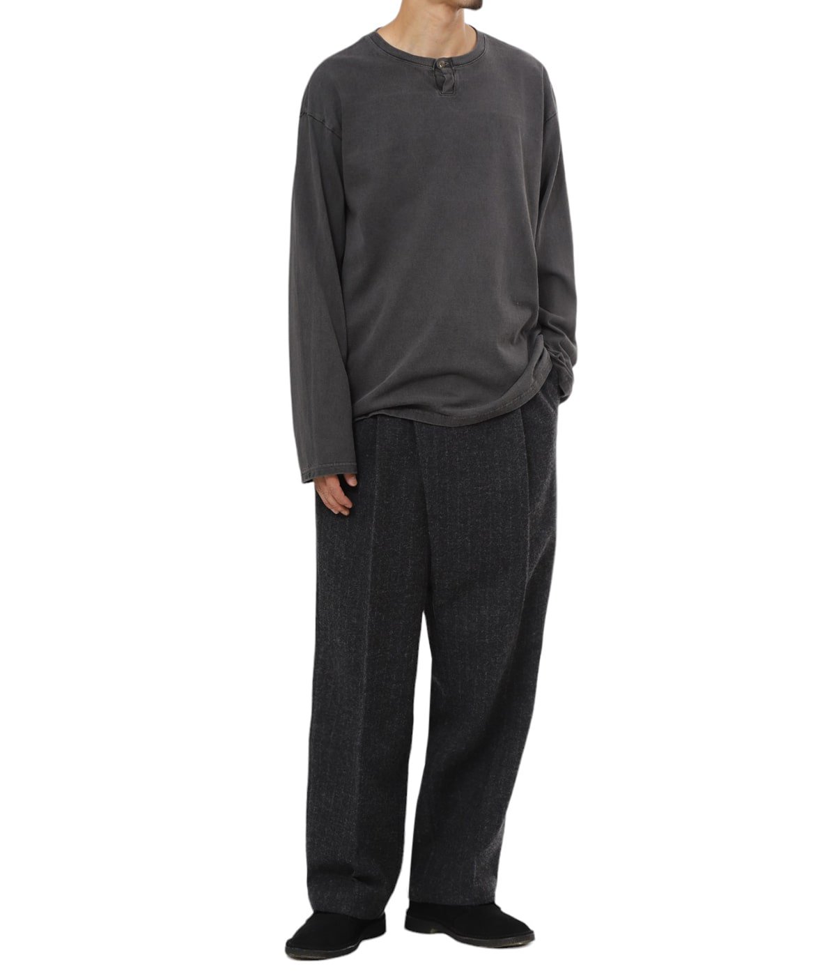 model（175cm / 60kg）B85 W75 H92 着用サイズ：L
