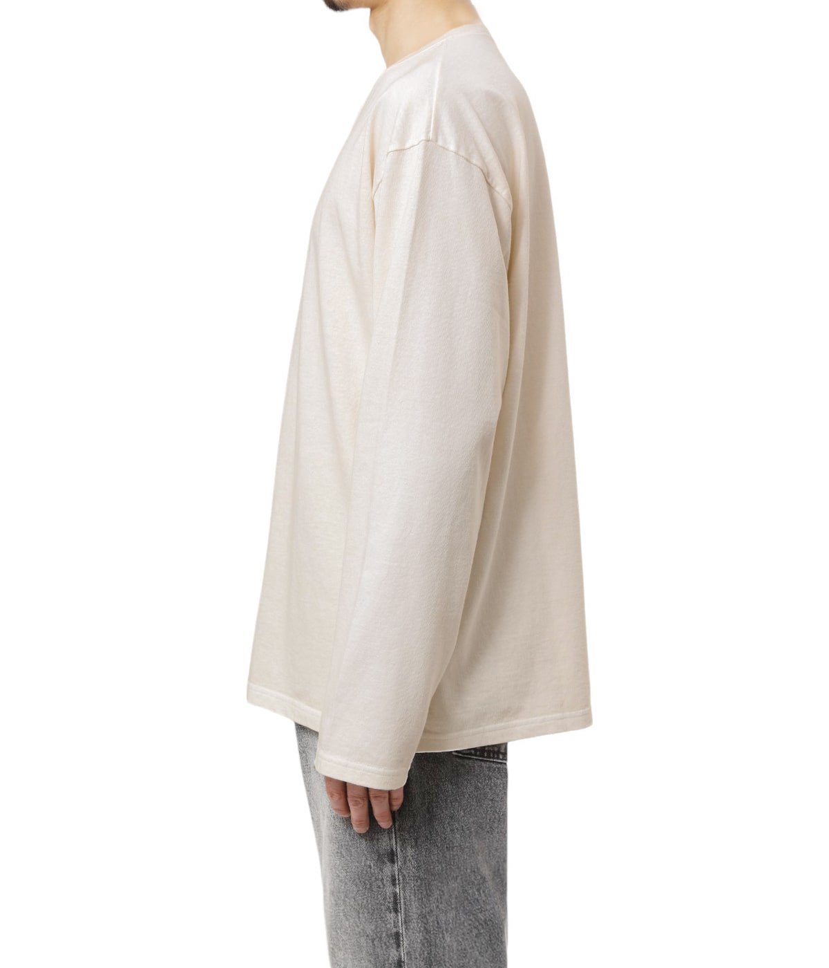 model（175cm / 60kg）B85 W75 H92 着用サイズ：L