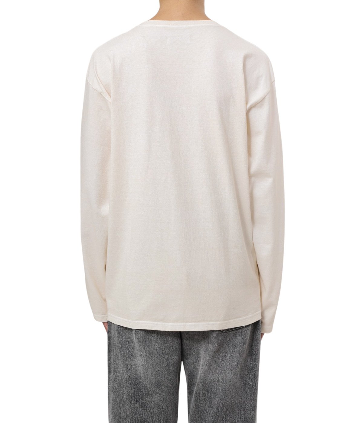 model（175cm / 60kg）B85 W75 H92 着用サイズ：L