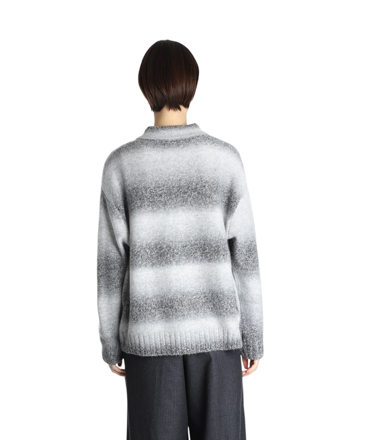 model（166cm） 着用サイズ：M