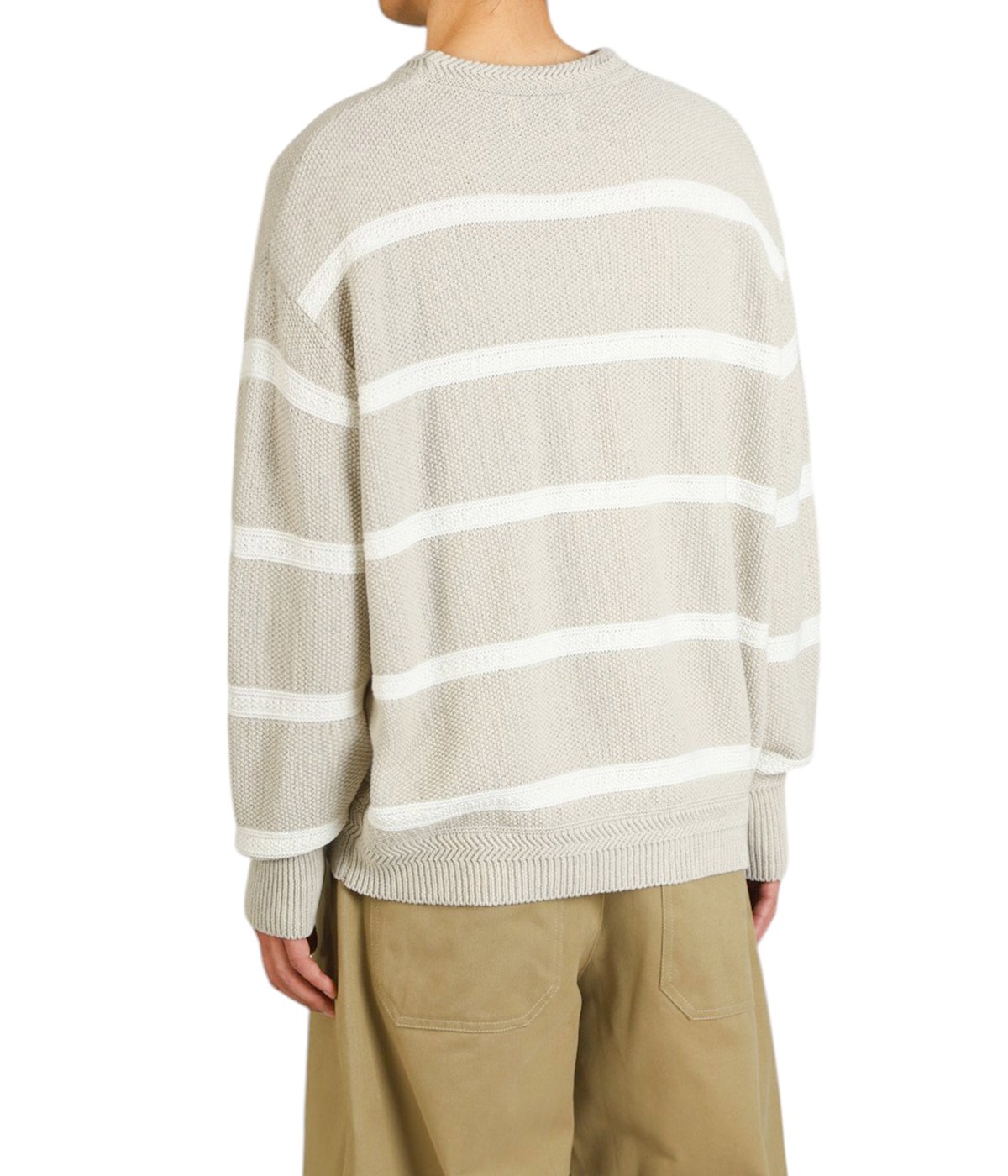 model（177cm / 62kg）B87 W73 H92 着用サイズ：L
