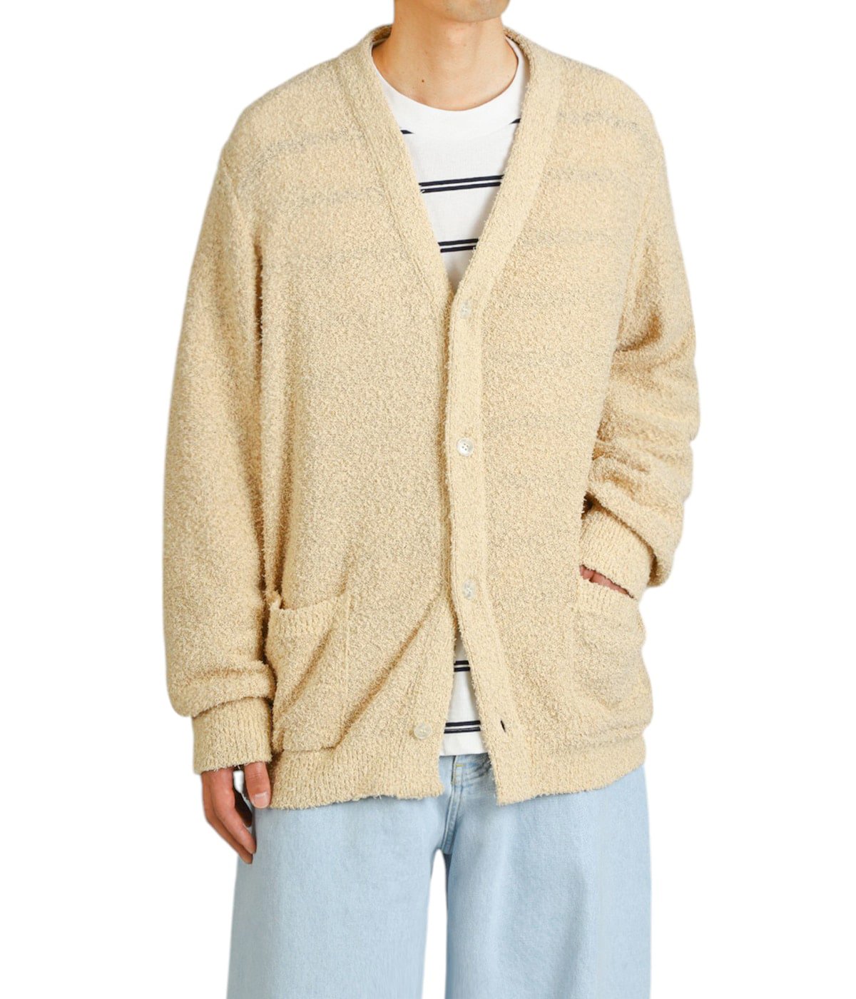 model（177cm / 62kg）B87 W73 H92 着用サイズ：L