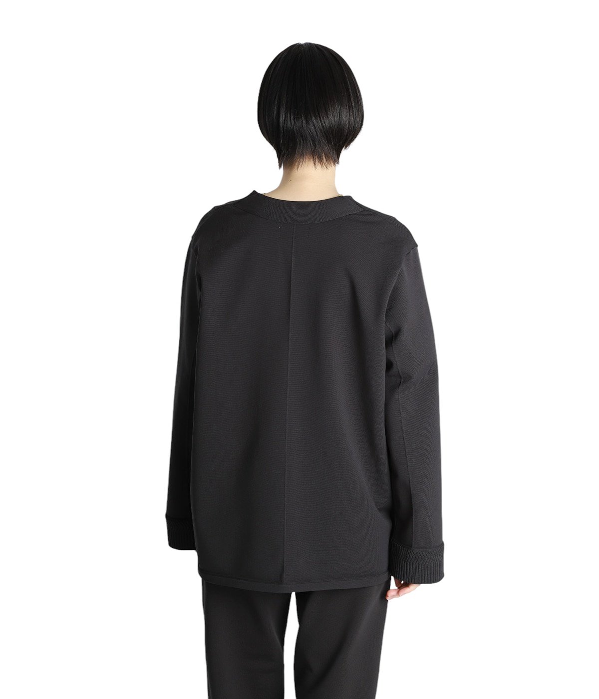 model（166cm） 着用サイズ：M