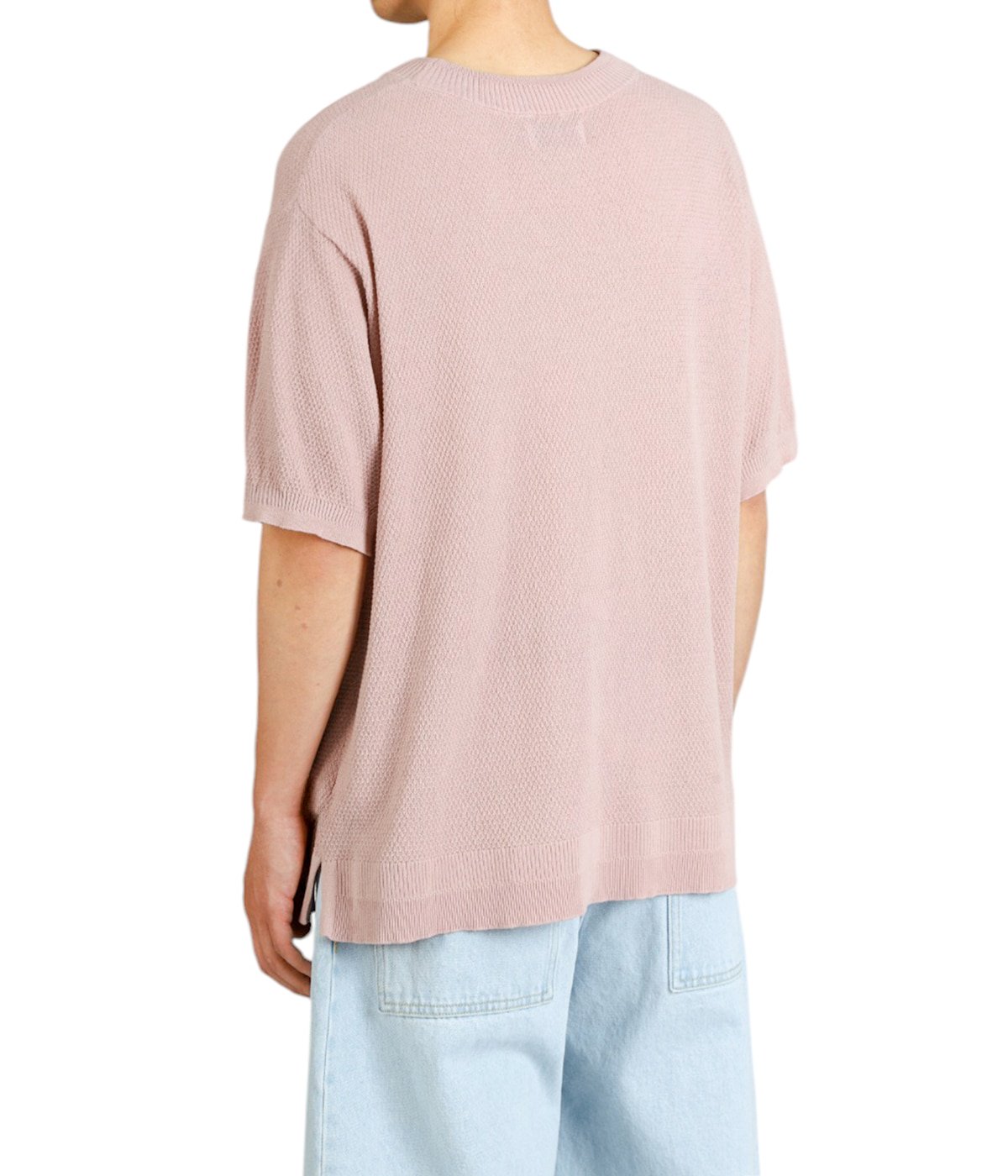 model（177cm / 62kg）B87 W73 H92 着用サイズ：L