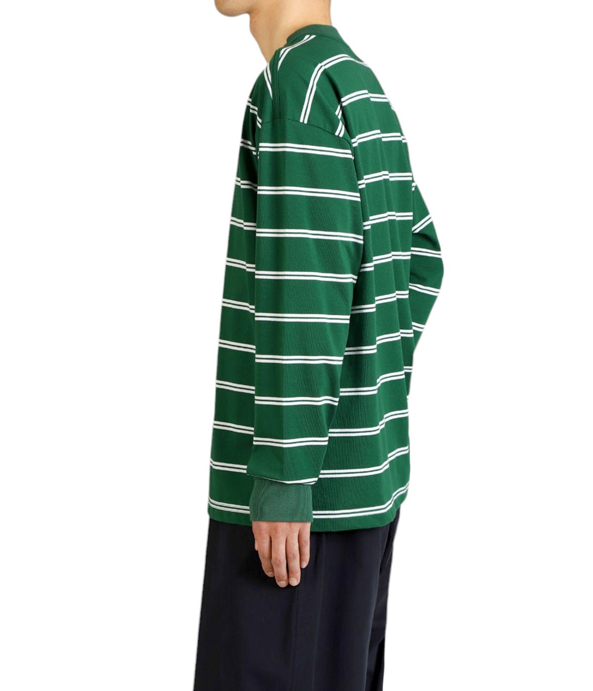 model（177cm / 62kg）B87 W73 H92 着用サイズ：L