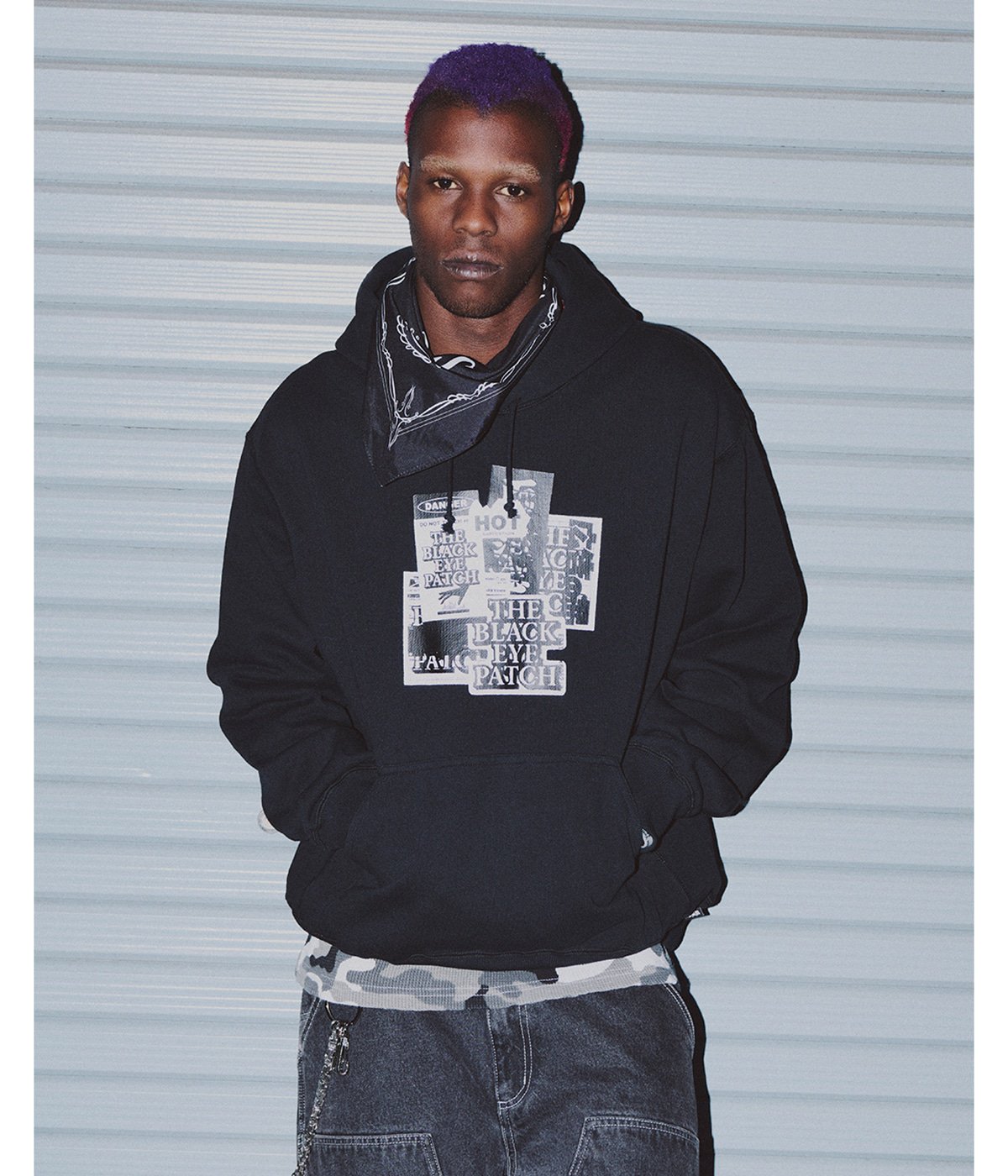 GRAYSCALE LABEL PACK HOODIE | BlackEyePatch(ブラックアイパッチ GRAYSCALE LABEL PACK HOODIE | BlackEyePatch(ブラックアイパッチ
