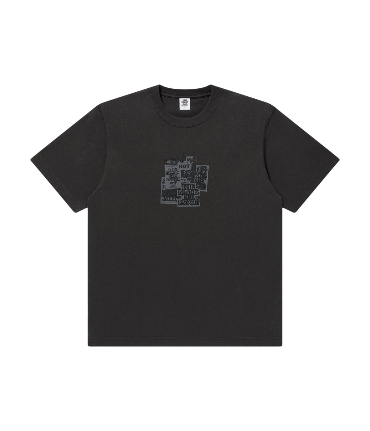 【個性的】BlackEyePatchブラックアイパッチ フォト半袖Tシャツ 楽天市場】[期間限定ポイント20倍！] 新品 ブラックアイパッチ