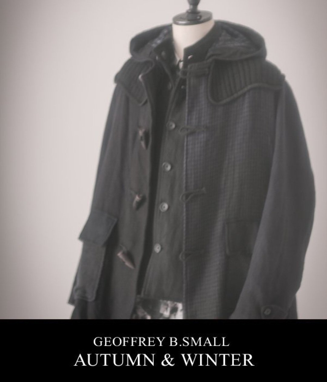 english duffel reproduction coat | GEOFFREY B.SMALL(ジェフリー B