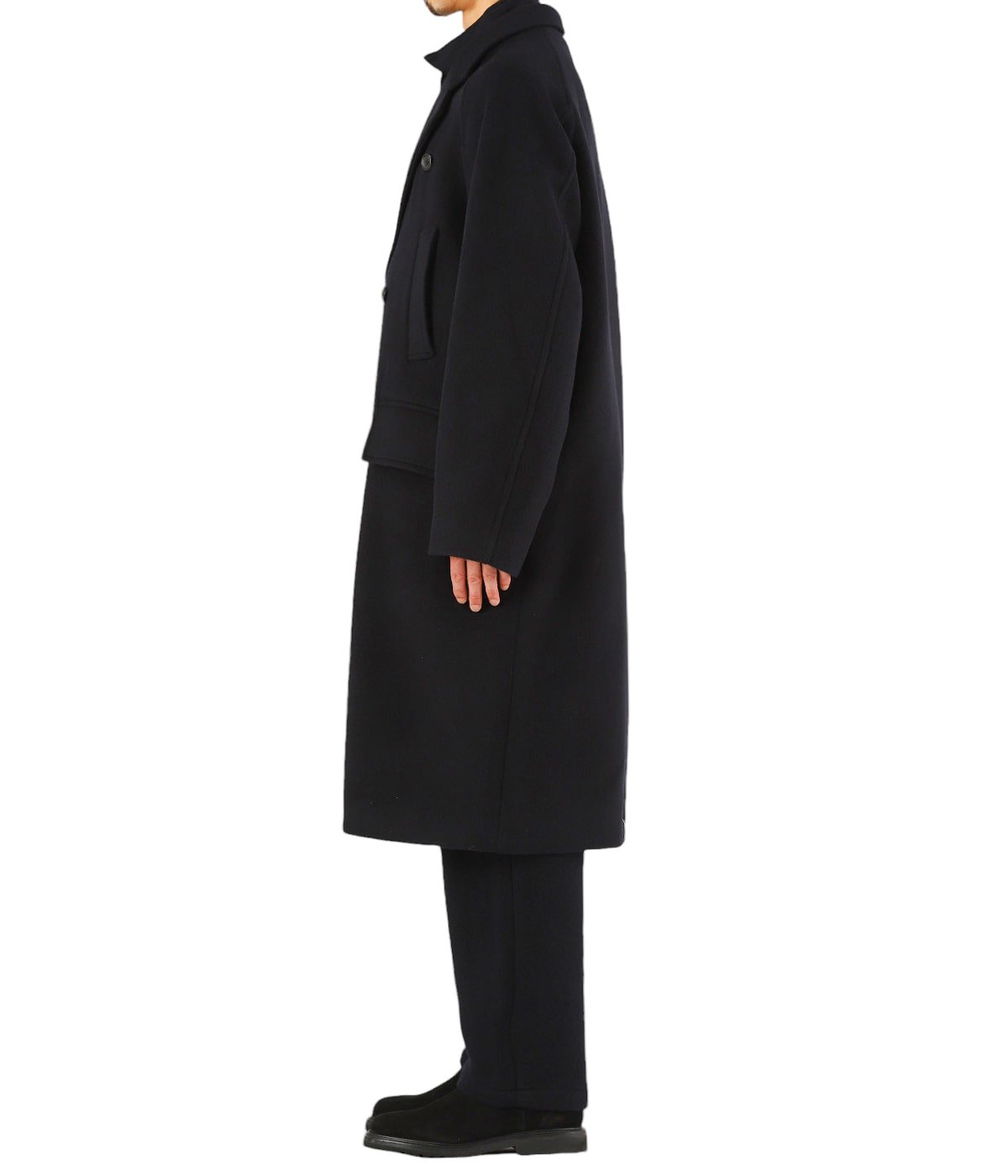 model（175cm / 60kg）B85 W75 H92 着用サイズ：3