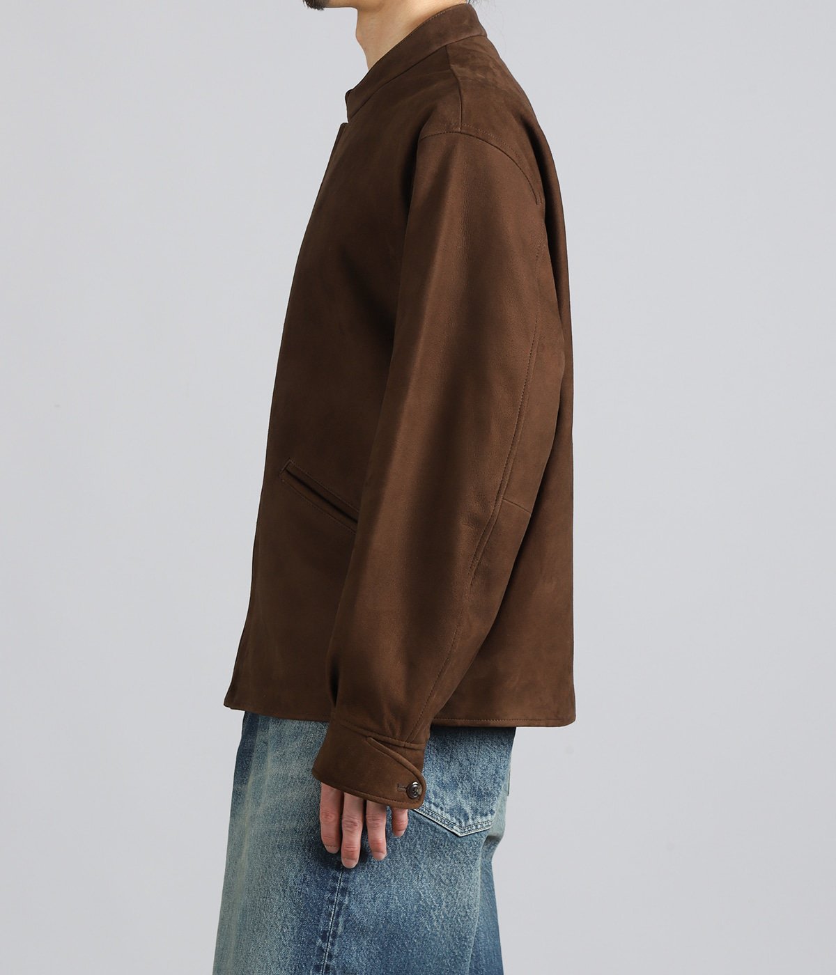 model（175cm / 60kg）B85 W75 H92 着用サイズ：2