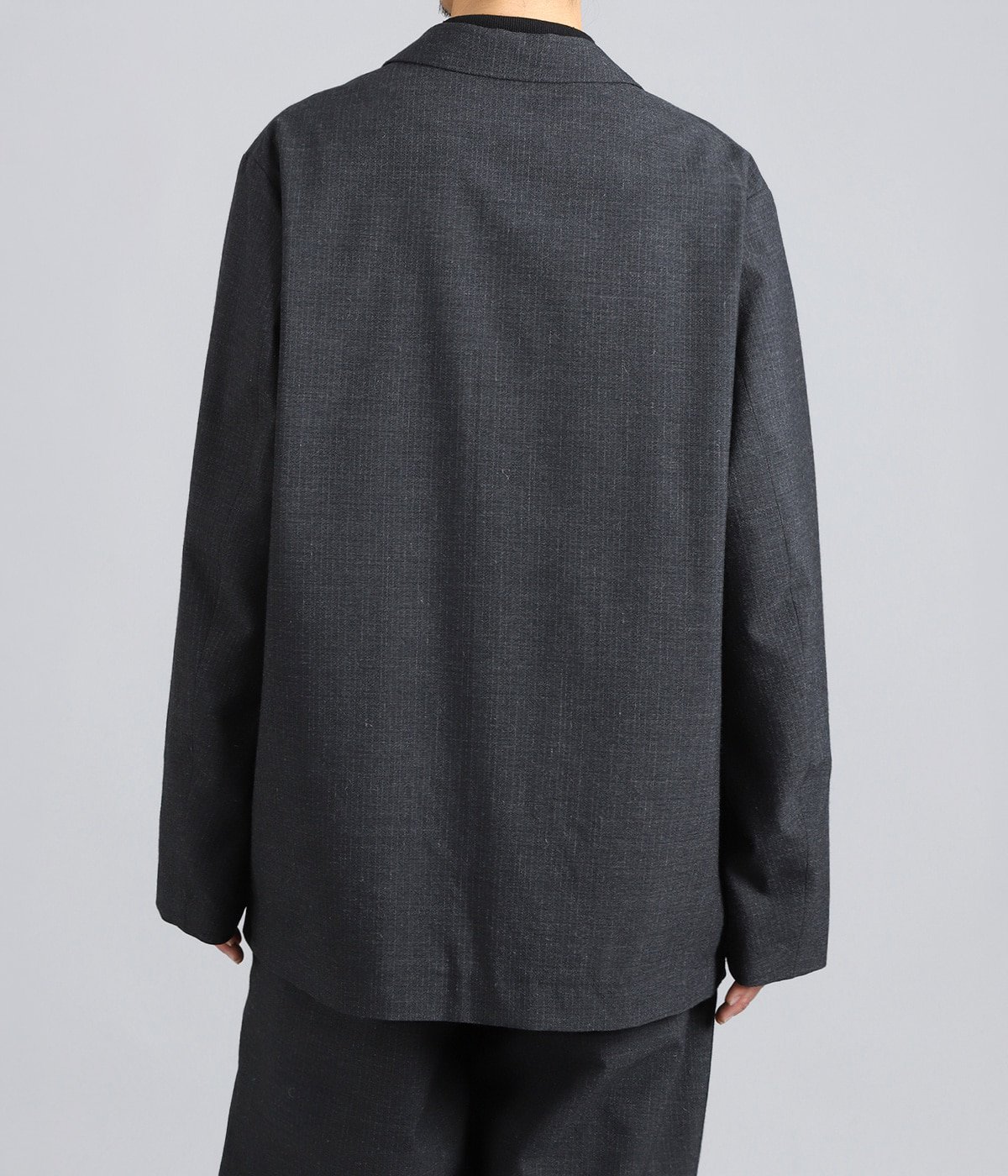 model（175cm / 60kg）B85 W75 H92 着用サイズ：3