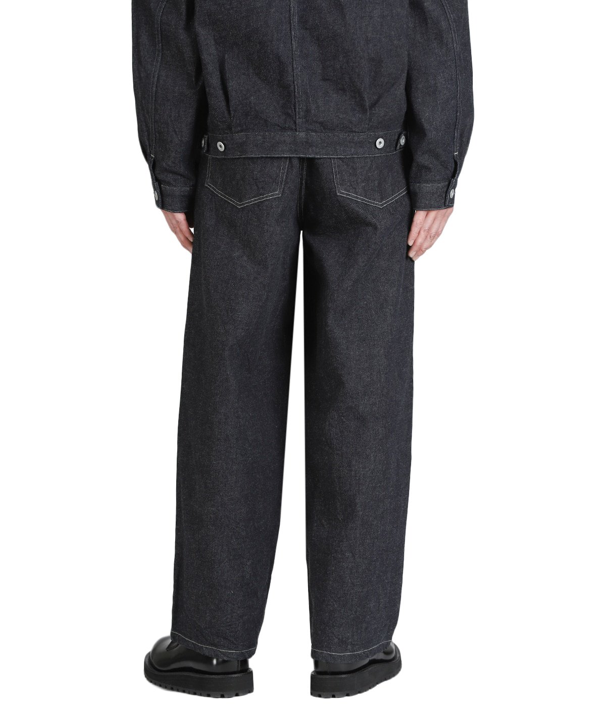 model（175cm / 60kg）B85 W75 H92 着用サイズ：2