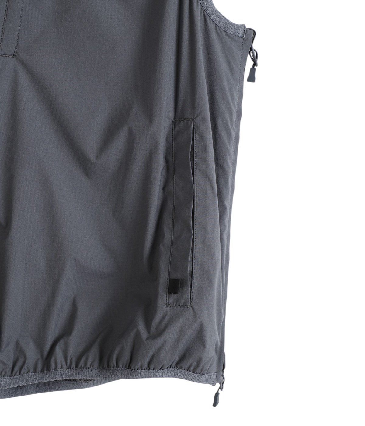 トップス DAIWA PIER 39 TECH REVERSIBLE FIELD VEST BJ23025_4_1000x.jpg?v=1743150001